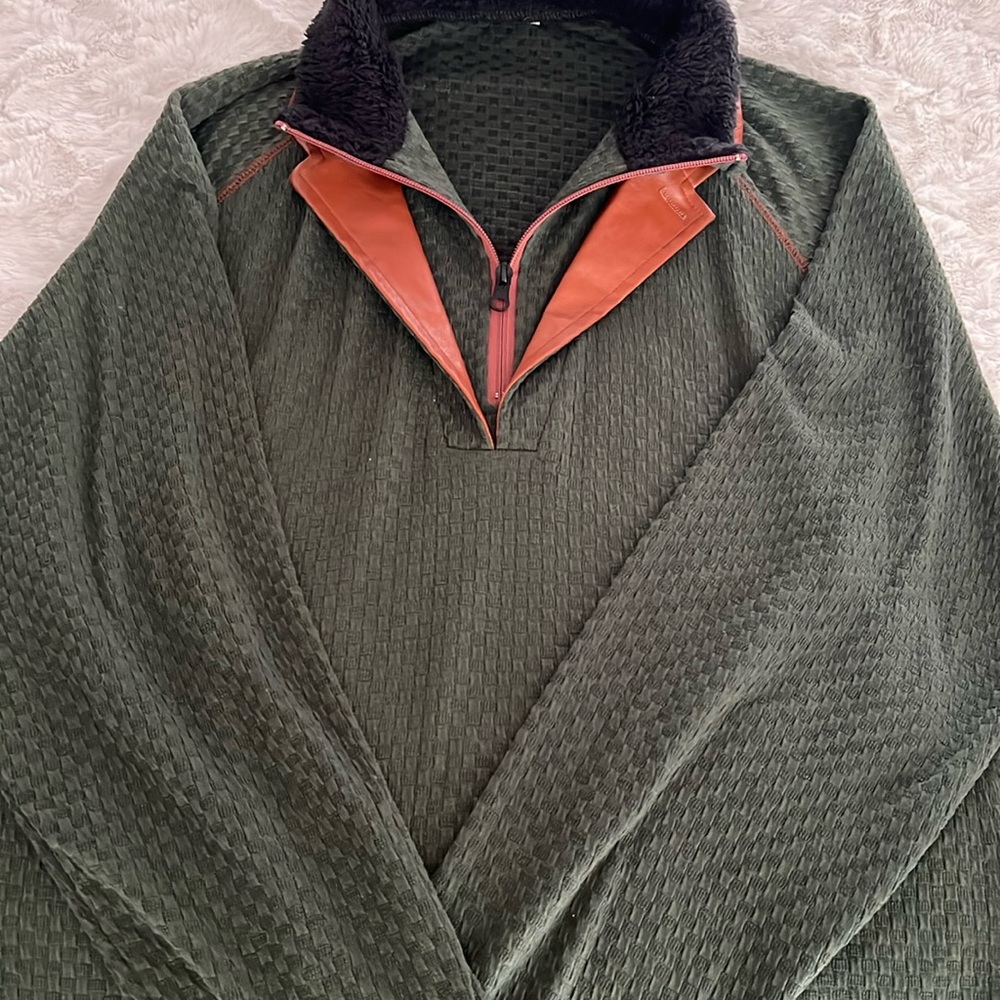 Men’s lightweight zip up collar shirt, love green with burnt orange stitching